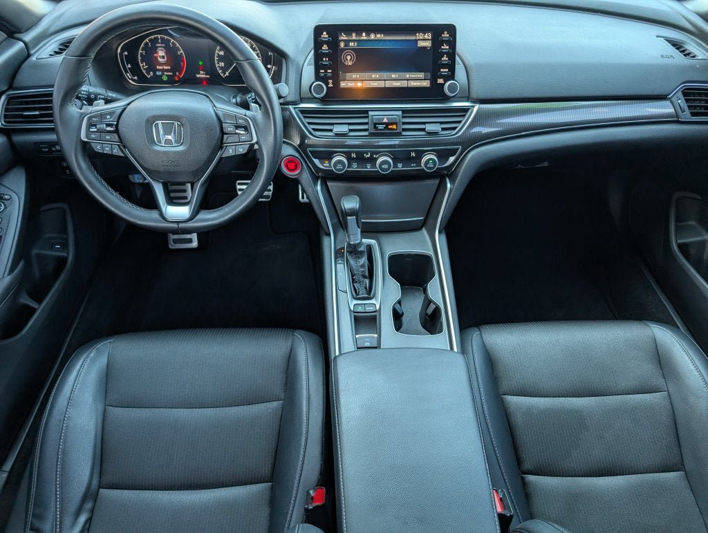Used 2018 Honda Accord Sport image 28