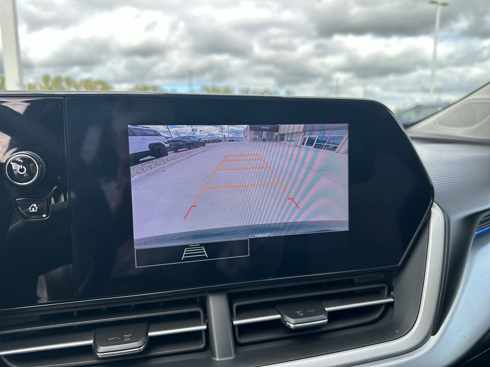 Used 2026 Chevrolet Trax LS FWD image 22