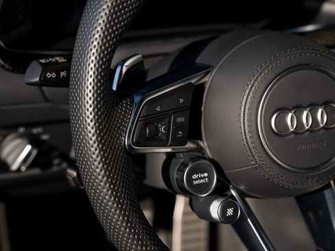 Used 2023 Audi R8 V10 performance image 40