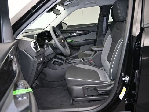 New 2026 Chevrolet TrailBlazer LS w/ LS Convenience Package FWD image 31