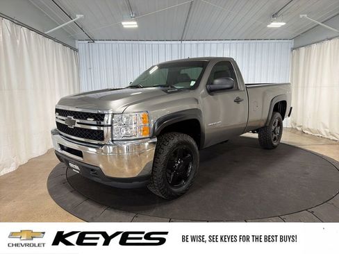 Used 2014 Chevrolet Silverado 2500 W/T AWD/4WD image 1