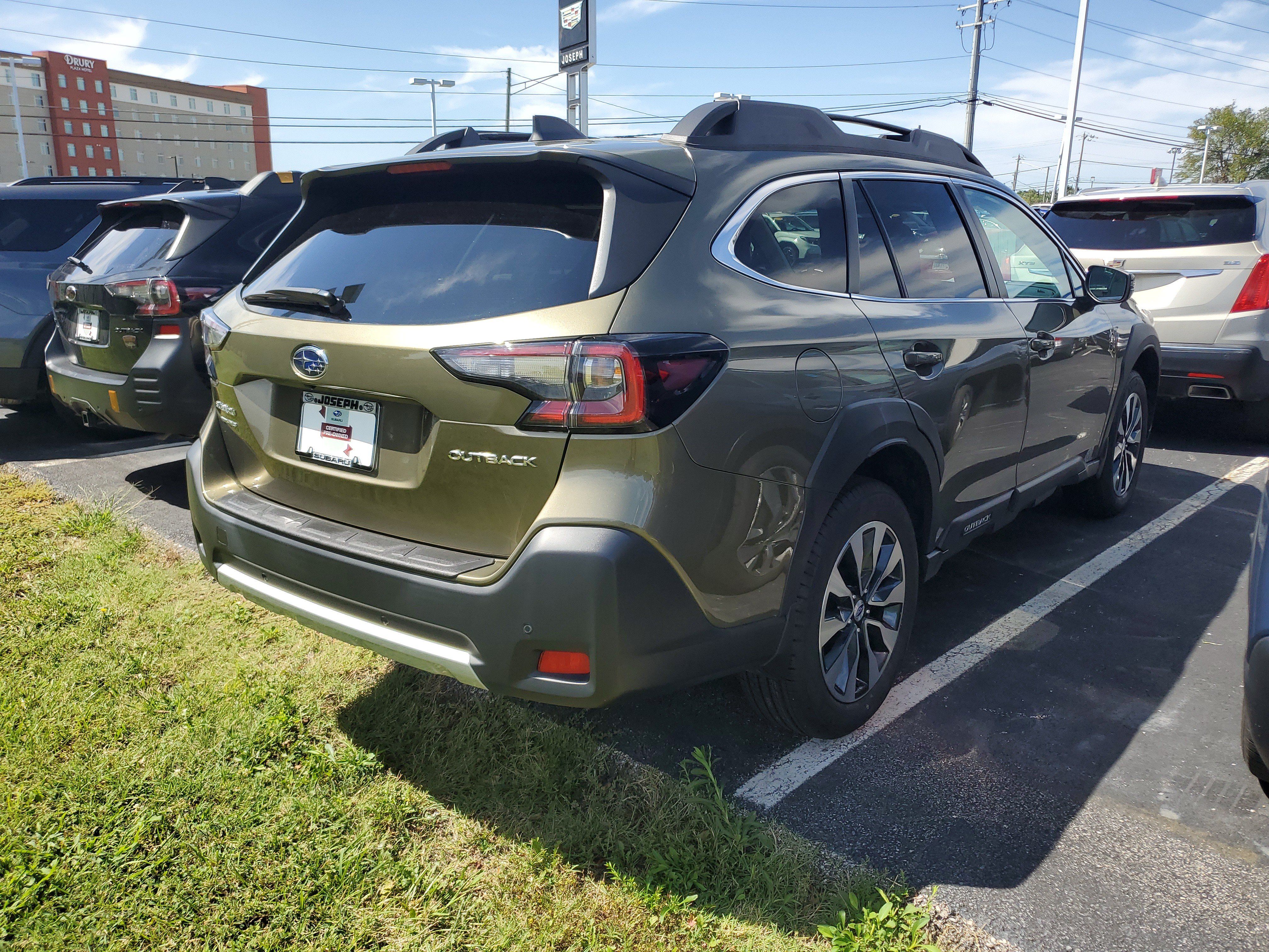 Certified 2024 Subaru Outback Limited AWD/4WD image 3