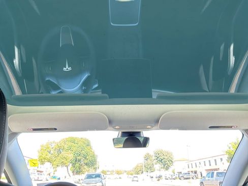 Used 2023 Tesla Model 3 Standard Range RWD image 16