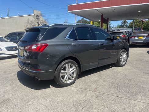 Used 2020 Chevrolet Equinox Premier FWD image 5
