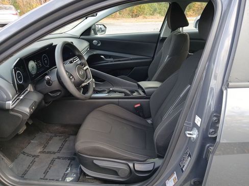 Used 2024 Hyundai Elantra SEL image 10