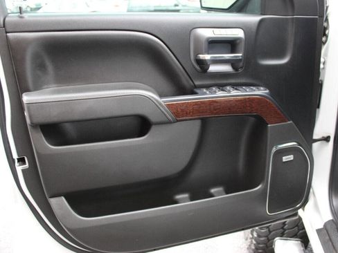 Used 2016 GMC Sierra 1500 SLT w/ SLT Premium Package image 17