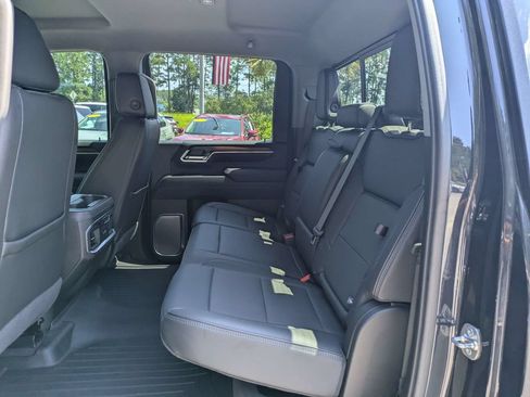 Used 2025 GMC Sierra 2500 Denali w/ Technology Package AWD/4WD image 14