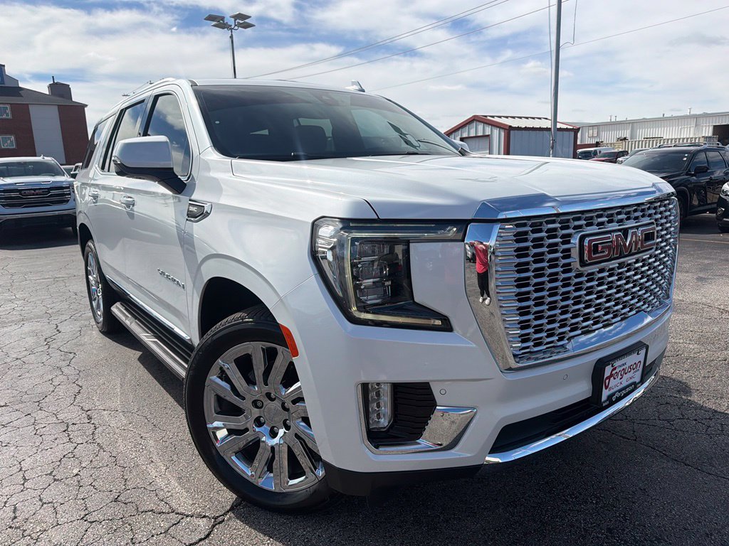 Used 2021 GMC Yukon SLT w/ SLT Luxury Plus Package RWD image 2
