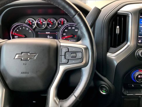 Used 2021 Chevrolet Silverado 1500 RST image 24
