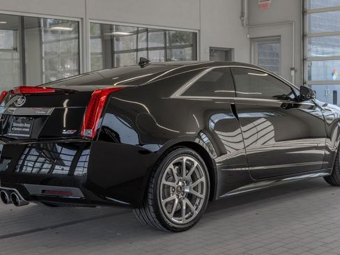 Used 2011 Cadillac CTS V w/ Wood Trim Package RWD image 28