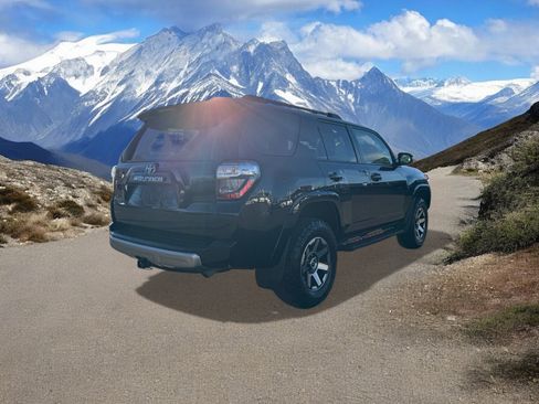 Used 2019 Toyota 4Runner TRD Off-Road Premium image 5