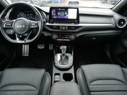 Certified 2023 Kia Forte GT-Line w/ GT-Line Premium Package image 10