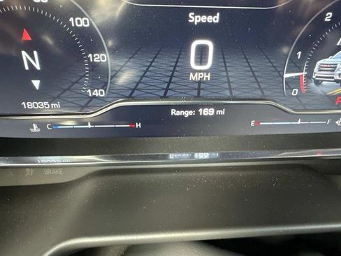 Used 2024 GMC Yukon AT4 w/ AT4 Premium Package image 25