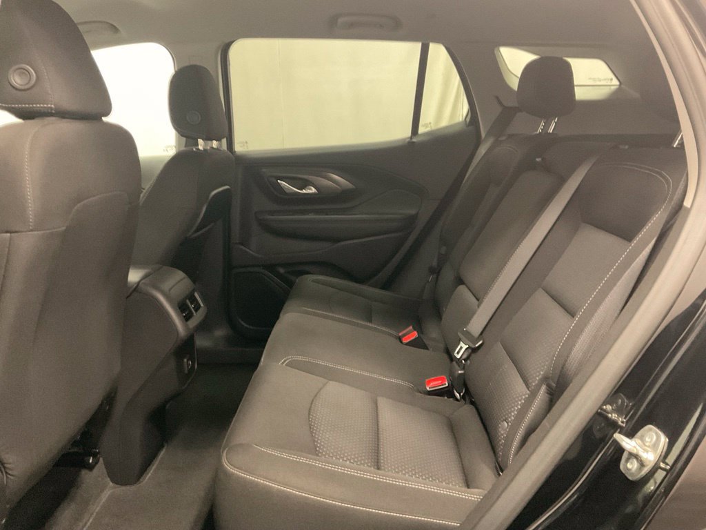 Used 2024 GMC Terrain SLE AWD/4WD image 33