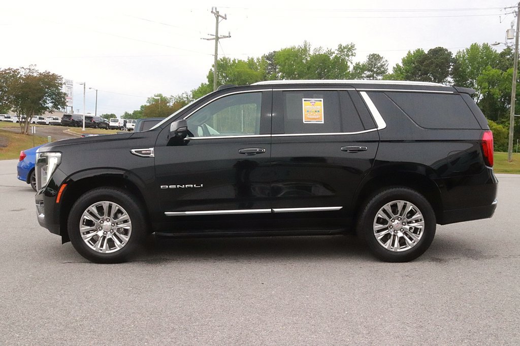 Used 2025 GMC Yukon Denali AWD/4WD image 4