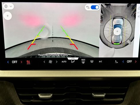 Used 2025 Ford Explorer Platinum w/ Ultimate Package image 11