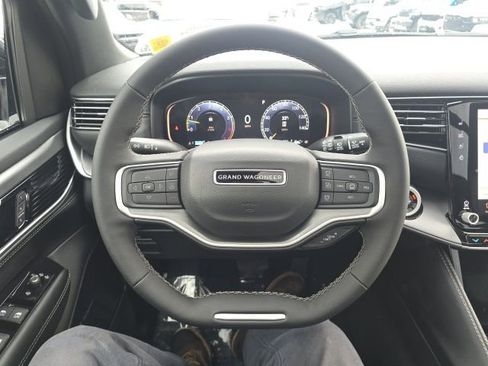 New 2026 Jeep Grand Wagoneer Limited image 15