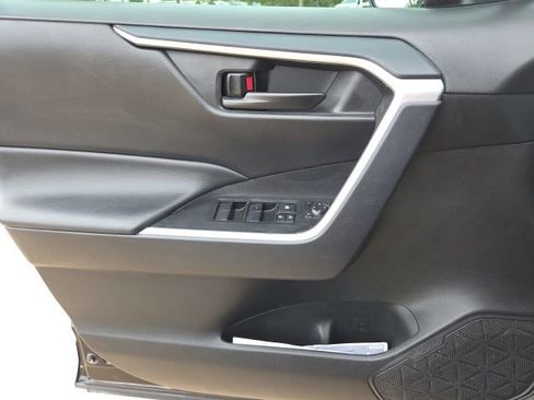 Used 2024 Toyota RAV4 LE image 12