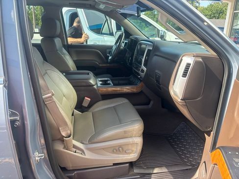 Used 2015 GMC Sierra 1500 SLT w/ SLT Crew Cab Value Package AWD/4WD image 7