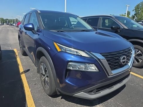 Certified 2023 Nissan Rogue SV w/ SV Premium B Package AWD/4WD image 3