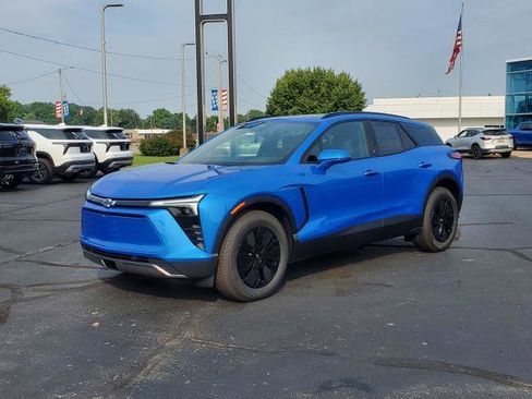 New 2025 Chevrolet Blazer EV LT image 4