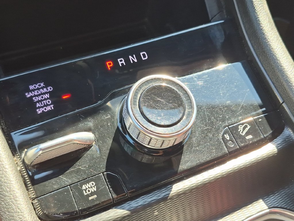 Used 2024 Jeep Grand Cherokee Limited 4xe AWD/4WD image 29