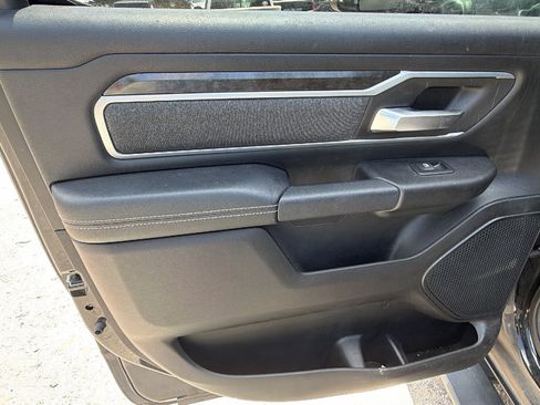 Used 2019 RAM 1500 Big Horn AWD/4WD image 22