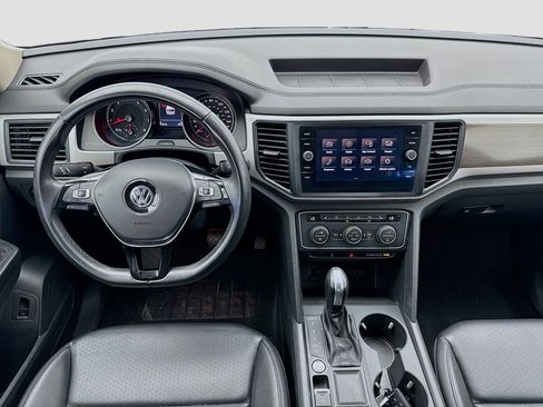 Used 2020 Volkswagen Atlas SE w/ Towing Package image 14