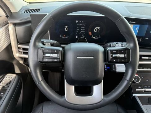 Used 2024 Hyundai Santa Fe SEL FWD image 11
