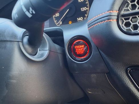 Certified 2024 Honda HR-V Sport image 10