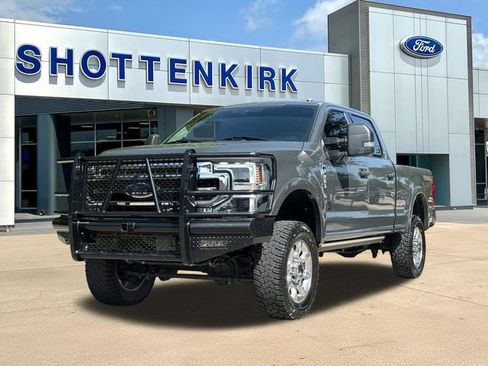 Used 2021 Ford F250 Lariat w/ Tremor Off-Road Package AWD/4WD image 3