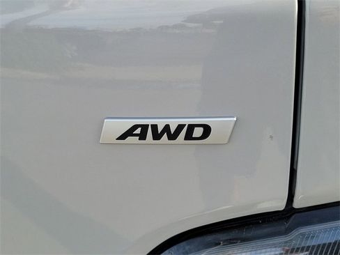 Used 2023 Hyundai Kona SEL image 25