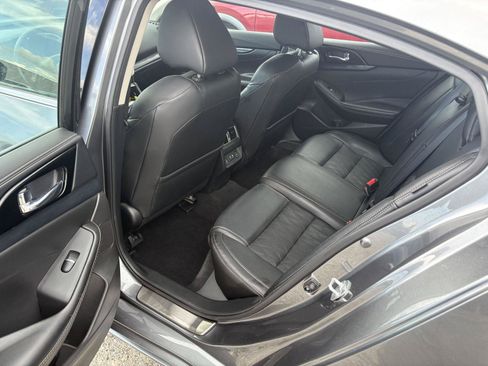 Certified 2023 Nissan Maxima Platinum w/ Sport Mat Group FWD image 8