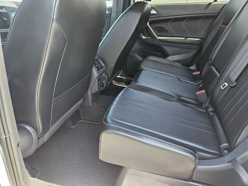 Used 2024 Volkswagen Tiguan SE R-Line FWD image 18