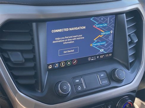 Used 2021 GMC Acadia Denali w/ Denali Technology Package image 27