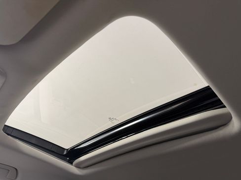 Certified 2025 Honda Odyssey EX-L image 22