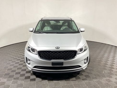Used 2016 Kia Sedona EX FWD image 7