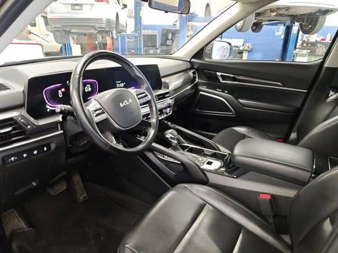 Certified 2025 Kia Telluride S AWD/4WD image 7