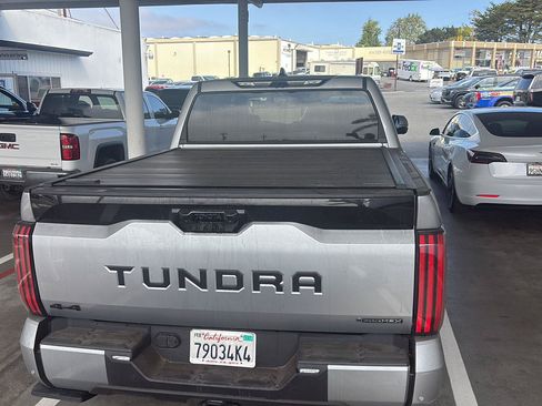 Used 2026 Toyota Tundra Platinum w/ TRD Off-Road Package AWD/4WD image 6