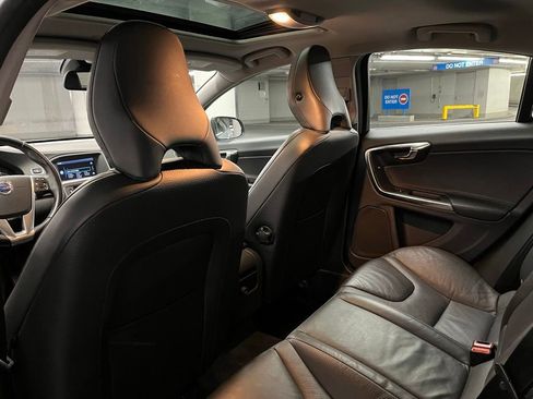Used 2014 Volvo S60 T5 FWD image 20