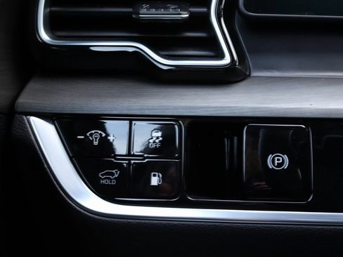 Used 2025 Kia Sportage X-Line Prestige image 12