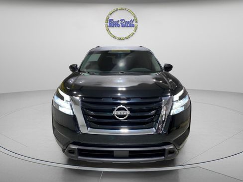 Used 2022 Nissan Pathfinder SV w/ SV Premium Package AWD/4WD image 5