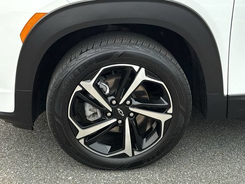 Used 2023 Chevrolet TrailBlazer RS AWD/4WD image 8