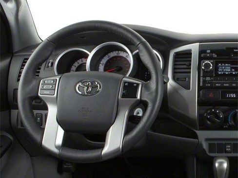 Used 2012 Toyota Tacoma Base w/ SR5 Pkg image 6