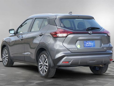 Used 2024 Nissan Kicks SV FWD image 6