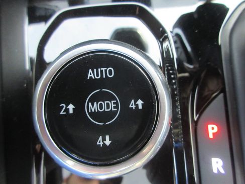 New 2026 GMC Canyon AT4 w/ Technology Plus Package AWD/4WD image 18