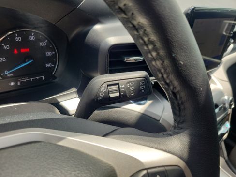 Used 2023 Ford Explorer XLT RWD image 23