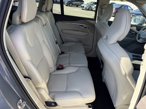 Used 2023 Volvo XC90 B6 Plus w/ Protection Package Premier image 31