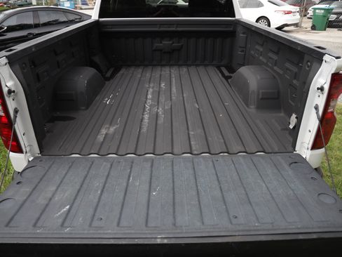 Used 2024 Chevrolet Silverado 1500 LT w/ Protection Package RWD image 27