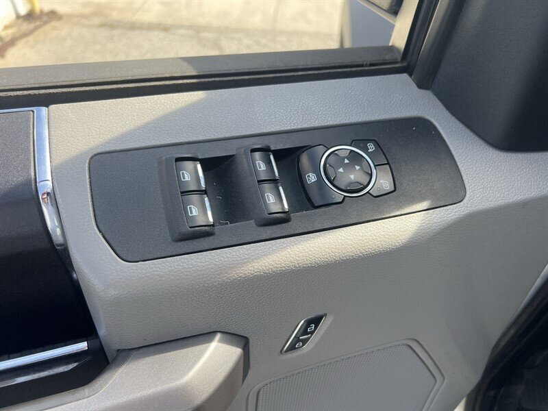 Used 2020 Ford F550 4x4 Crew Cab Super Duty image 13
